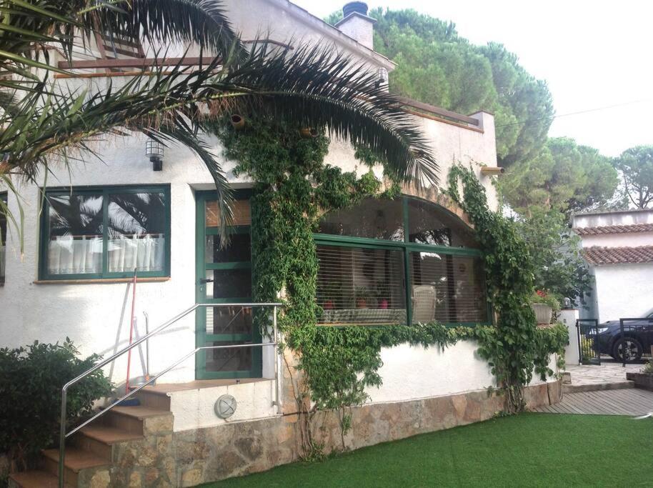 Casa A L'Escala Amb Jardi I Piscina Privada. Villa Екстериор снимка