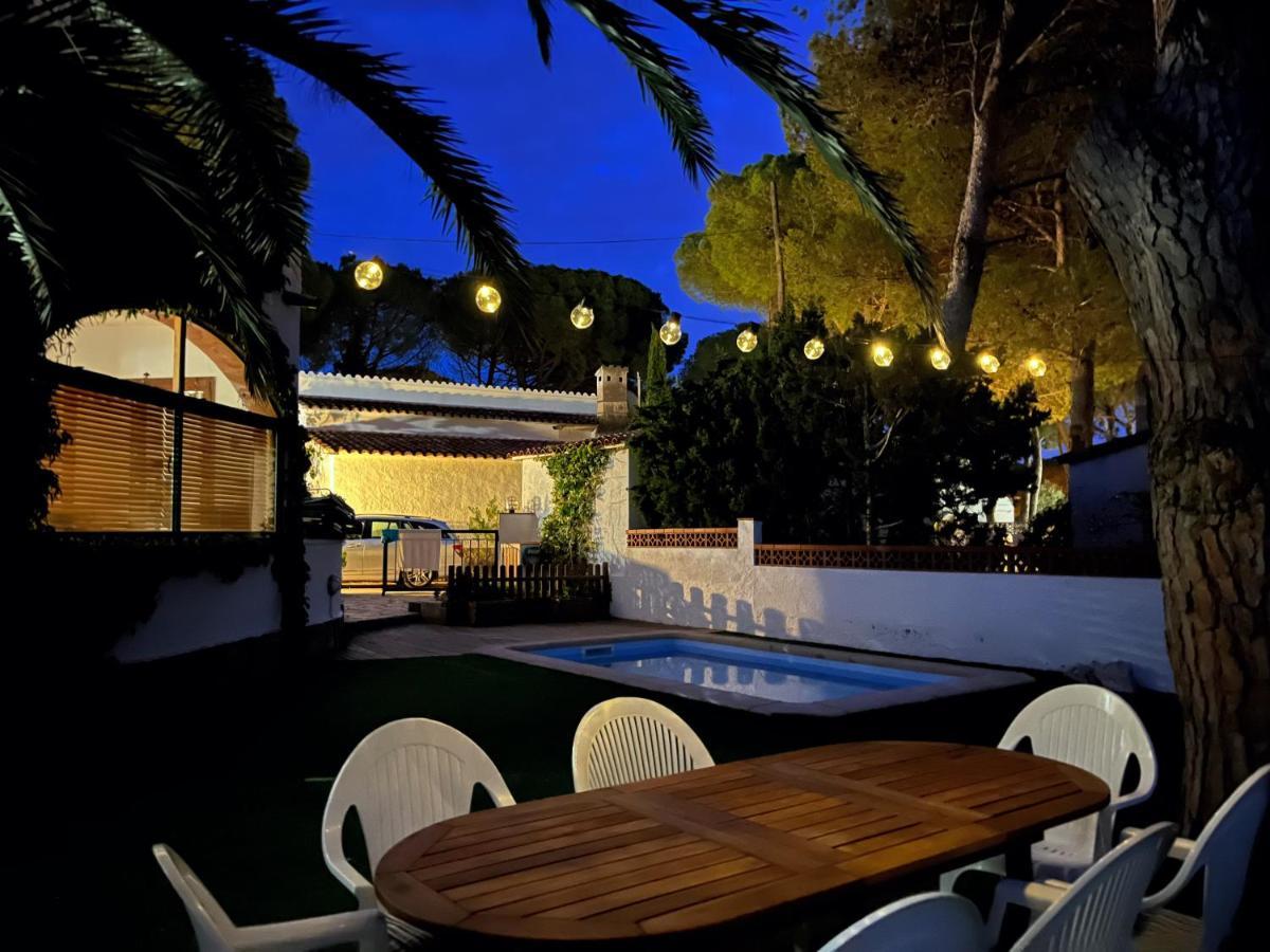Casa A L'Escala Amb Jardi I Piscina Privada. Villa Екстериор снимка